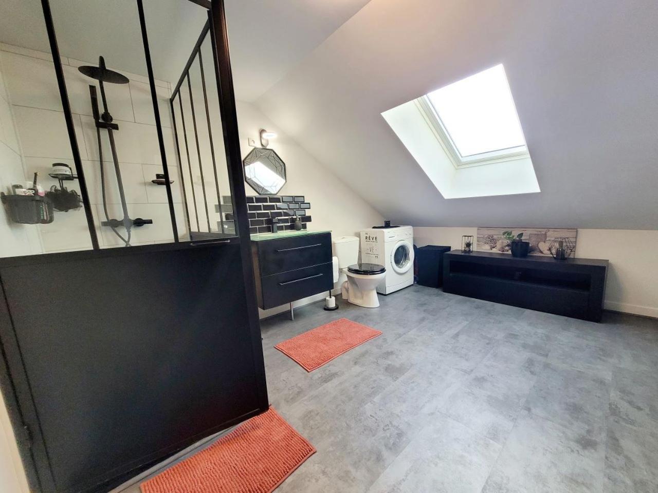 Maison De Ville Avec Terrasse - Arrivee Autonome Amiens Dış mekan fotoğraf
